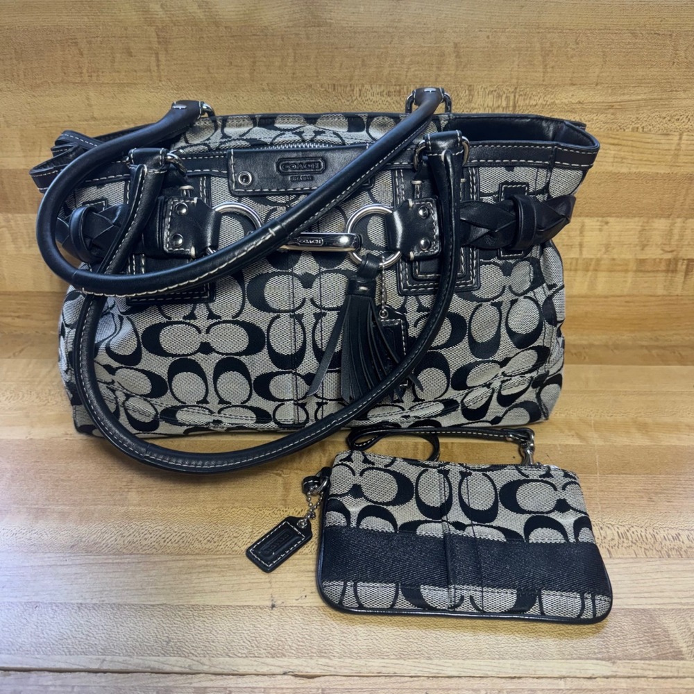 Coach Hampton Signature Black Grey Canvas Tote Bag F15665 with Wristlet